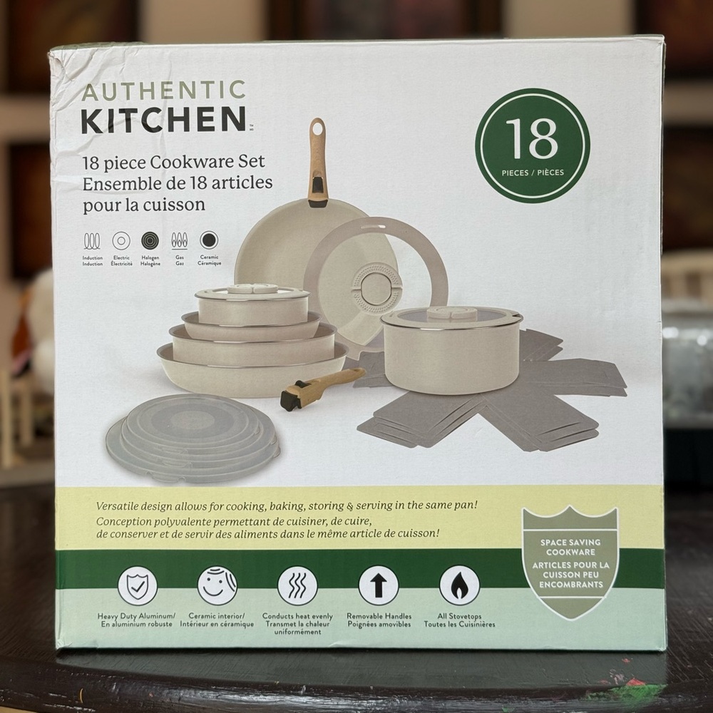 18-Piece Cookware Set - Green-Cream Color